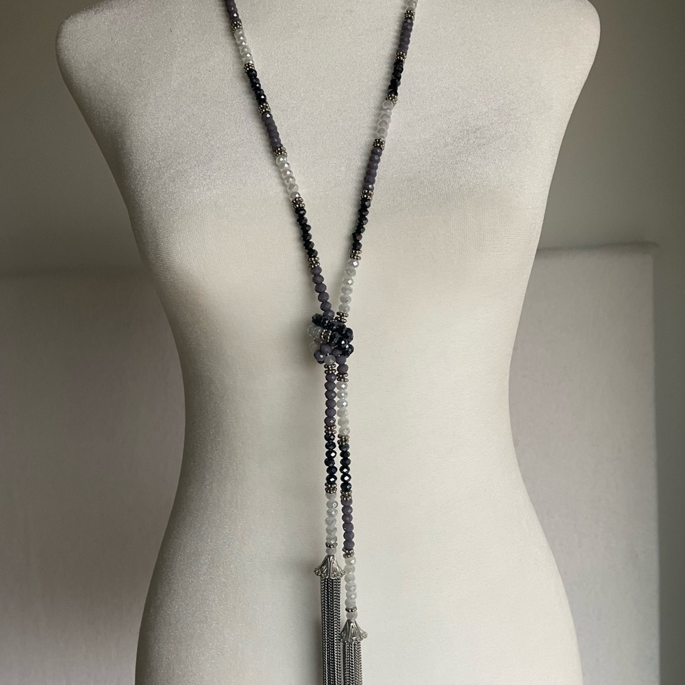 Vera Wang Silver Lariat Necklace with Blue, Grey, and Clear Beads - Picture 2 of 7